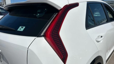 Kia Niro 1.6 GDi HEV 95kW (129CV) Drive