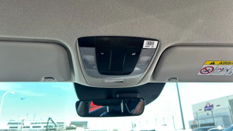 Kia Niro 1.6 GDi HEV 95kW (129CV) Drive