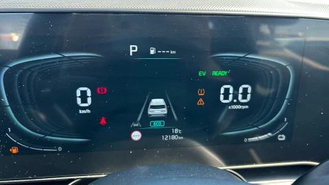 Kia Niro 1.6 GDi HEV 95kW (129CV) Drive