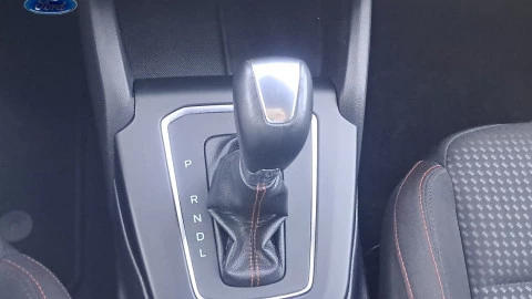 Ford Focus 1.0 Ecoboost MHEV 114kW ST-Line Auto