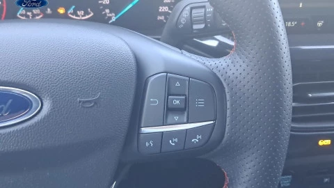 Ford Focus 1.0 Ecoboost MHEV 114kW ST-Line Auto