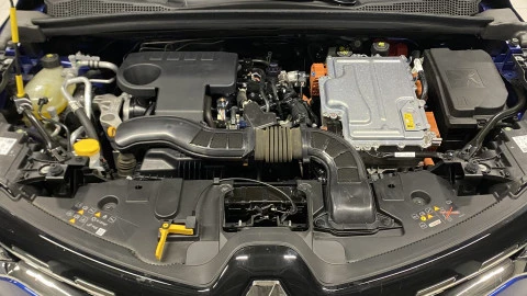 Renault Captur  Hibrido Enchufable  E-TECH Hibrido Enchufable Fast Track 117kW