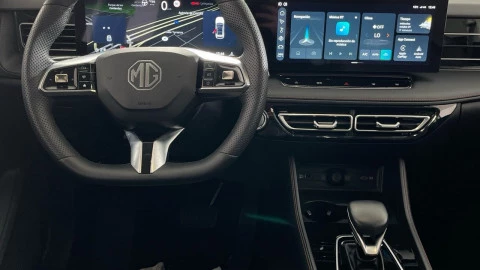 MG HS 1.5T PHEV Luxury