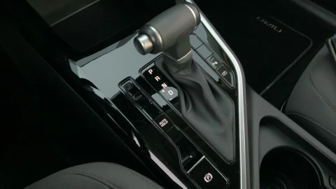 Kia Niro 1.6 GDi HEV 104kW (141CV) Concept