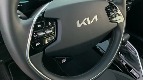 Kia Niro 1.6 GDi HEV 104kW (141CV) Concept
