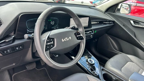 Kia Niro 1.6 GDi HEV 95kW (129CV) Drive Kia Niro 1.6 GDi HEV 95kW (129CV) Drive