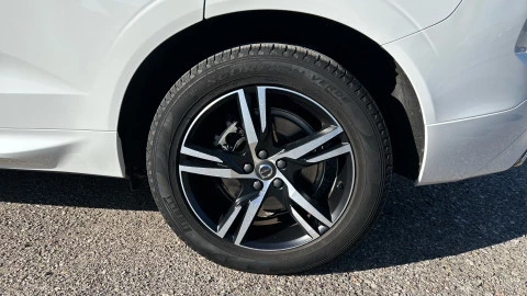 Volvo XC60 2.0 B4 D AWD R-Design Auto