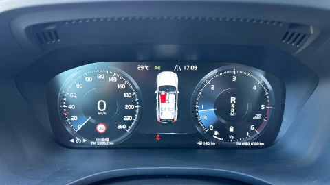 Volvo XC60 2.0 B4 D AWD R-Design Auto