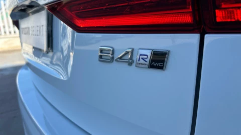 Volvo XC60 2.0 B4 D AWD R-Design Auto