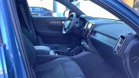 Volvo XC40 P8 Recharge Ultimate 170 kW (231 CV)