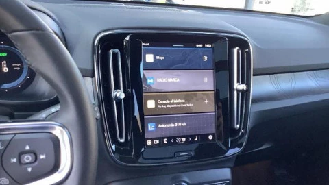 Volvo XC40 P8 Recharge Ultimate 170 kW (231 CV)