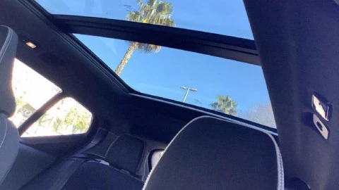 Volvo XC40 P8 Recharge Ultimate 170 kW (231 CV)