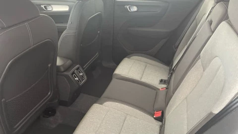 Volvo XC40 B3 G Core Auto 120 kW (163 CV)