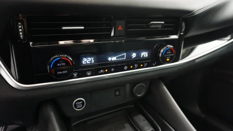 Nissan Qashqai DIG-T 117kW CVT N-Connecta