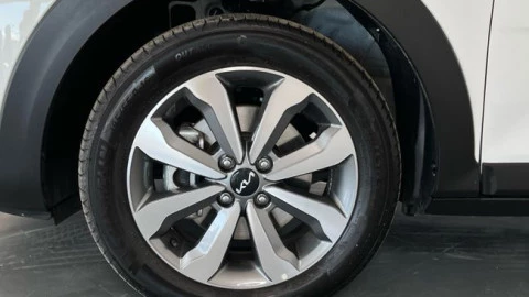 Kia Stonic 1.0 T-GDi 74kW (100CV) Drive