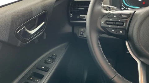 Kia Stonic 1.0 T-GDi 74kW (100CV) Drive