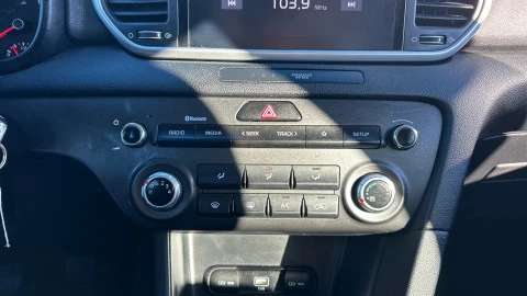 Kia Sportage 1.6 MHEV Concept 100kW (136CV) 4x2