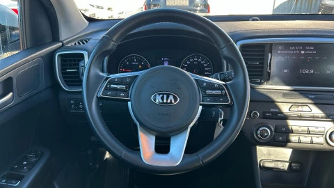 Kia Sportage 1.6 MHEV Concept 100kW (136CV) 4x2