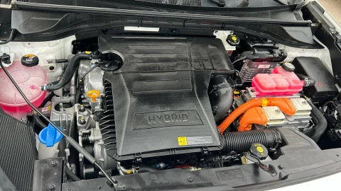 Kia Niro 1.6 GDi HEV 104kW (141CV) Drive