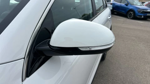 Kia Niro 1.6 GDi HEV 104kW (141CV) Drive