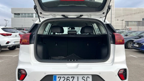 Kia Niro 1.6 GDi HEV 104kW (141CV) Drive