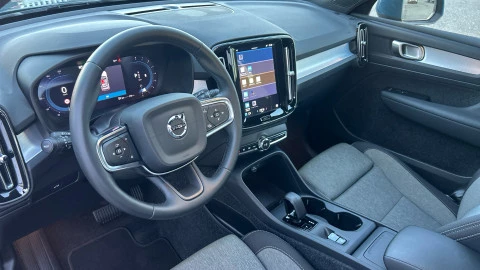 Volvo XC40 2.0 B3 G Core Auto