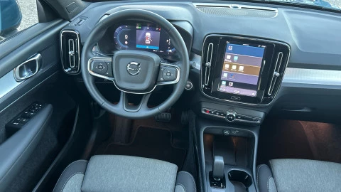 Volvo XC40 2.0 B3 G Core Auto