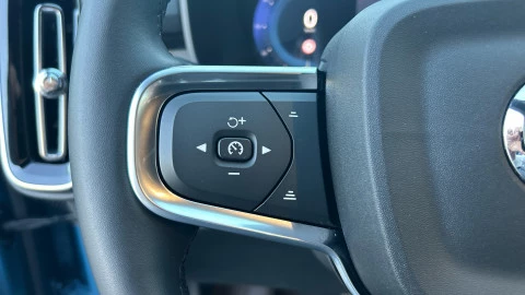 Volvo XC40 2.0 B3 G Core Auto