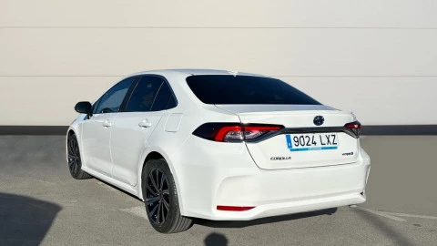 Toyota Corolla 1.8 125H STYLE E-CVT SEDAN