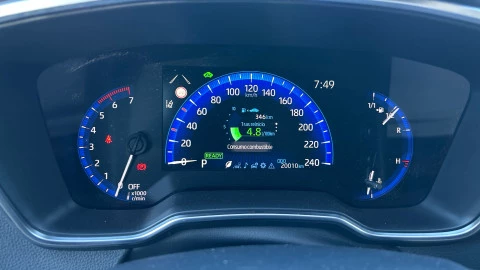 Toyota Corolla 1.8 125H STYLE E-CVT SEDAN