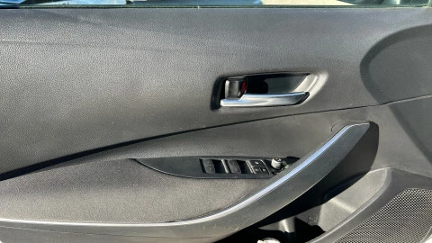 Toyota Corolla 1.8 125H STYLE E-CVT SEDAN