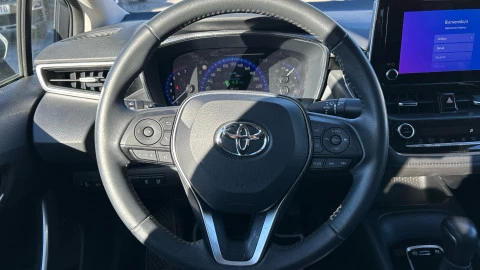 Toyota Corolla 1.8 125H STYLE E-CVT SEDAN