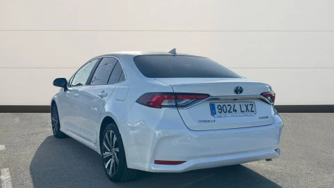 Toyota Corolla 1.8 125H STYLE E-CVT SEDAN