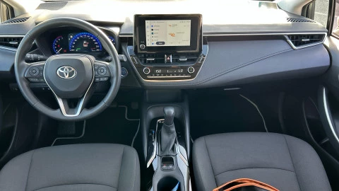 Toyota Corolla 1.8 125H STYLE E-CVT SEDAN