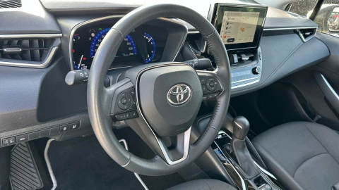 Toyota Corolla 1.8 125H STYLE E-CVT SEDAN