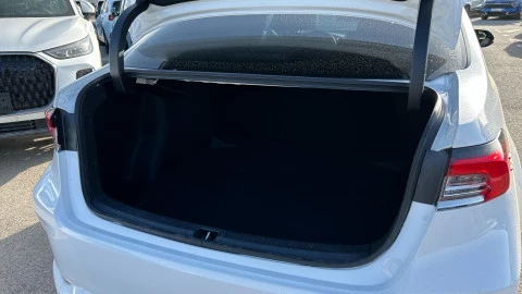 Toyota Corolla 1.8 125H STYLE E-CVT SEDAN