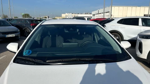 Toyota Corolla 1.8 125H STYLE E-CVT SEDAN