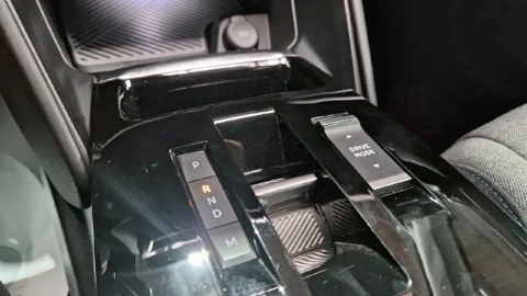 Citroën C4 PureTech 130 S&S EAT8 Shine