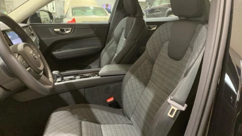 Volvo XC60 2.0 B4 D Core Auto