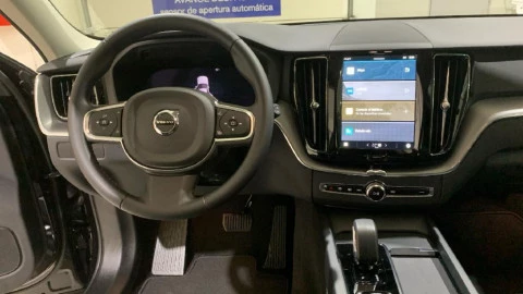 Volvo XC60 2.0 B4 D Core Auto