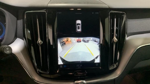 Volvo XC60 2.0 B4 D Core Auto