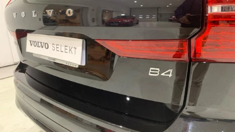 Volvo XC60 2.0 B4 D Core Auto