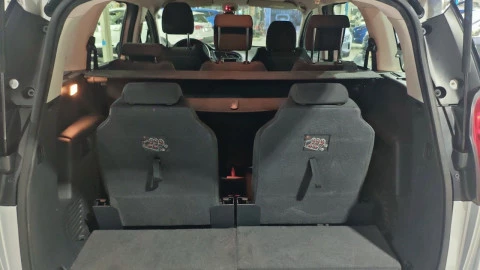 Peugeot 5008 Style 1.6 BlueHDi 120 FAP