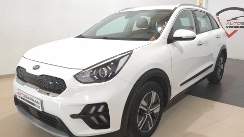 Kia Niro 1.6 GDi HEV 104kW (141CV) Drive