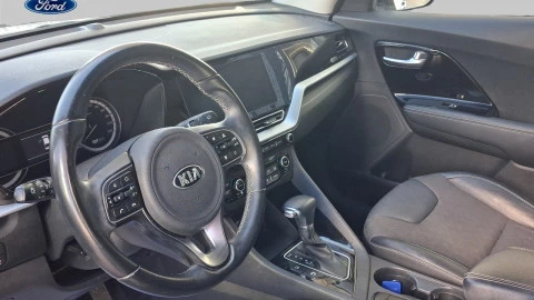 Kia Niro 1.6 GDi HEV 104kW (141CV) Drive