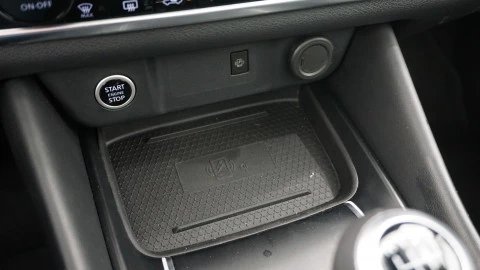 Nissan Qashqai DIG-T 103kW N-Connecta