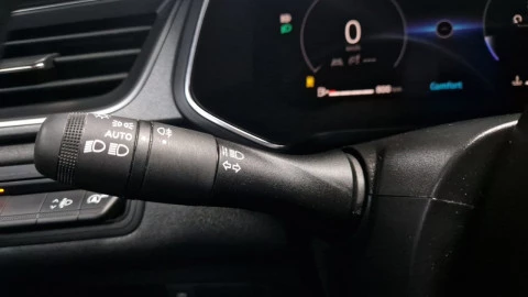 Renault Captur techno Eco-G 100cv (74 kW)