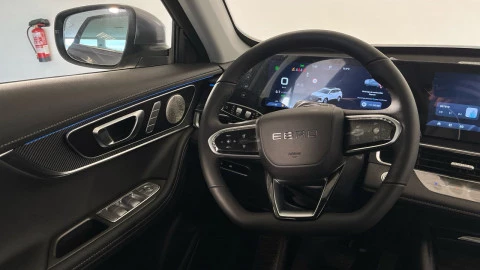 EBRO S700 1.6 TGDI Luxury 7 DCT