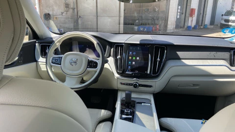 Volvo XC60 2.0 T6 AWD Recharge Ultra Dark Auto