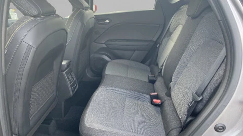 Renault Captur techno Eco-G 100cv (74 kW)